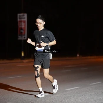 Runner Photo 8201083