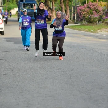 Runner Photo 8201097