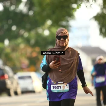 Runner Photo 8201110