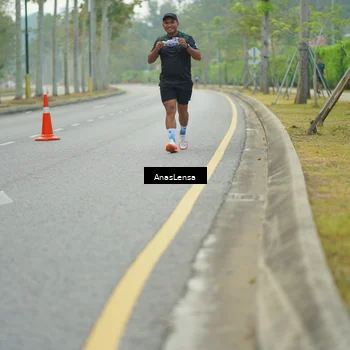 Runner Photo 8201118