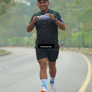Runner Photo 8201123