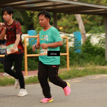 Runner Photo 8201135