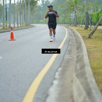 Runner Photo 8201136