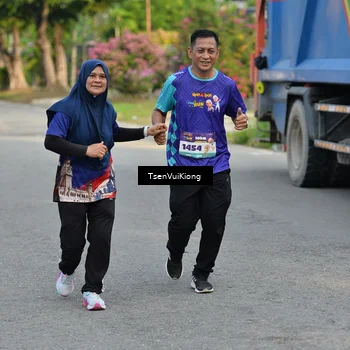 Runner Photo 8201163