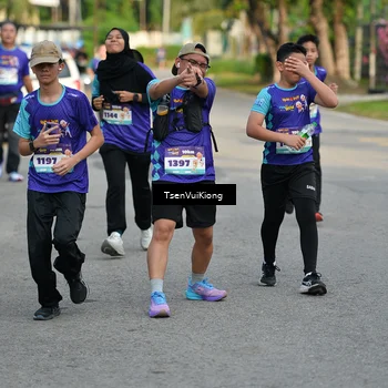 Runner Photo 8201203
