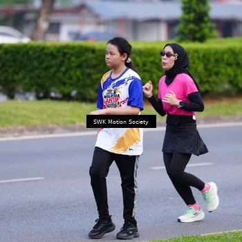 Runner Photo 8201214