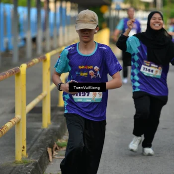 Runner Photo 8201253