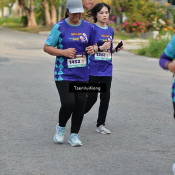 Runner Photo 8201334