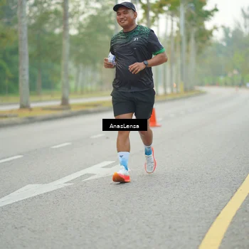 Runner Photo 8201337