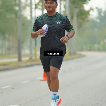 Runner Photo 8201344