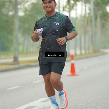 Runner Photo 8201355