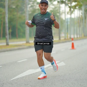 Runner Photo 8201459