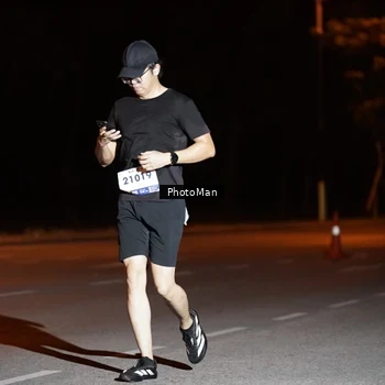 Runner Photo 8201460