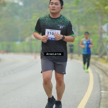 Runner Photo 8201474