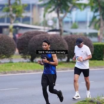 Runner Photo 8201539