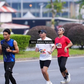 Runner Photo 8201553