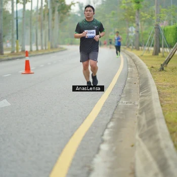 Runner Photo 8201575