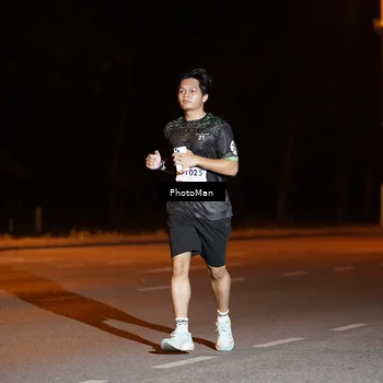 Runner Photo 8201808
