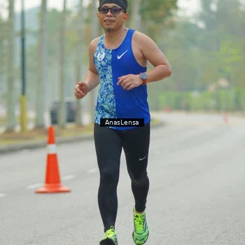 Runner Photo 8201902