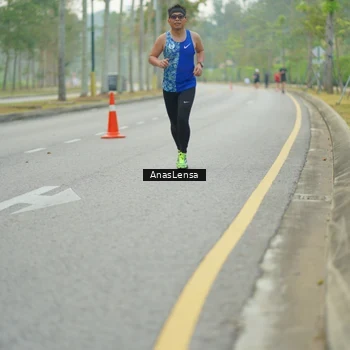 Runner Photo 8201903