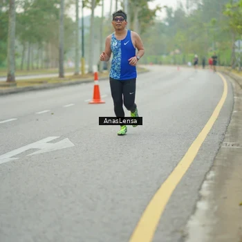 Runner Photo 8201912