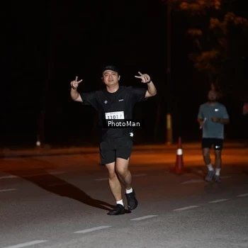 Runner Photo 8201941