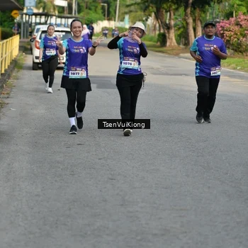 Runner Photo 8201955
