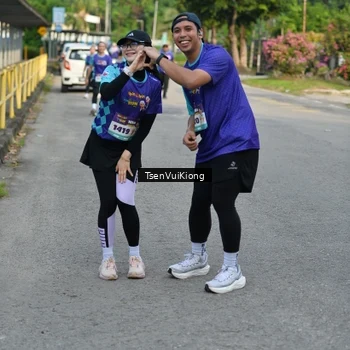 Runner Photo 8202026