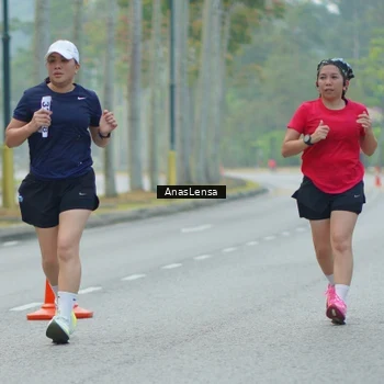Runner Photo 8202035