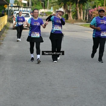 Runner Photo 8202039
