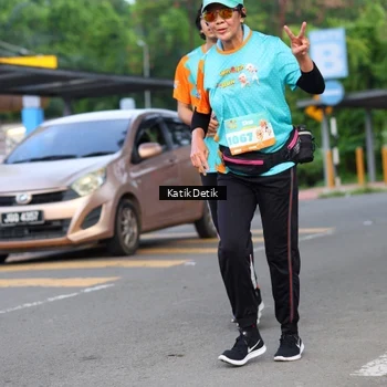 Runner Photo 8202046