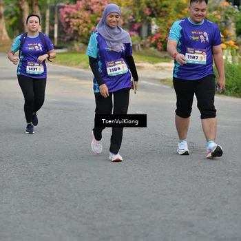 Runner Photo 8202116
