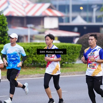 Runner Photo 8202130