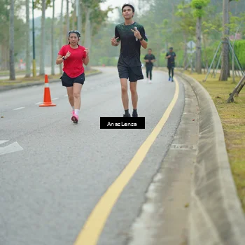 Runner Photo 8202202
