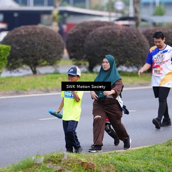 Runner Photo 8202215