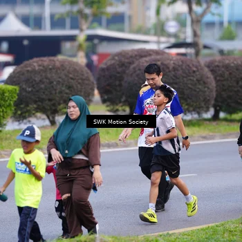 Runner Photo 8202240