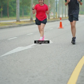 Runner Photo 8202312