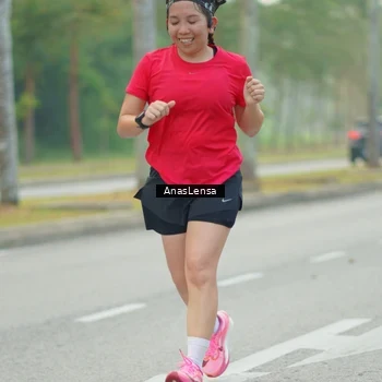 Runner Photo 8202392