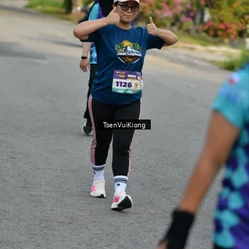 Runner Photo 8202399