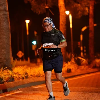 Runner Photo 8202418