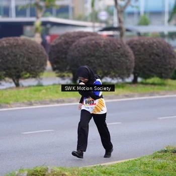 Runner Photo 8202425