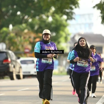 Runner Photo 8202432