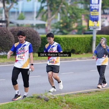 Runner Photo 8202469