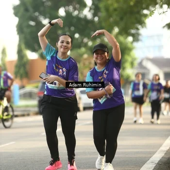 Runner Photo 8202499