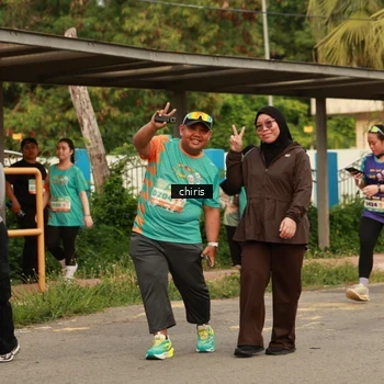 Runner Photo 8202503