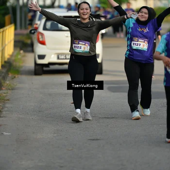 Runner Photo 8202505