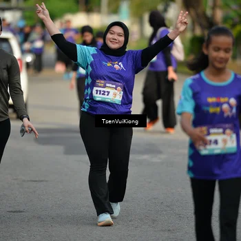 Runner Photo 8202510