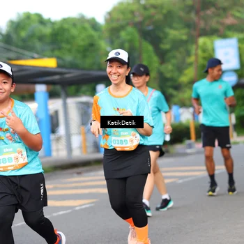 Runner Photo 8202524