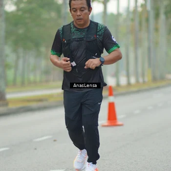 Runner Photo 8202578