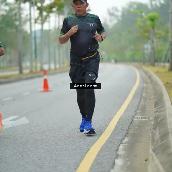 Runner Photo 8202589